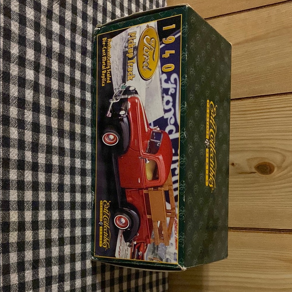 Ford 1940 Pickup Truck Toy - Red